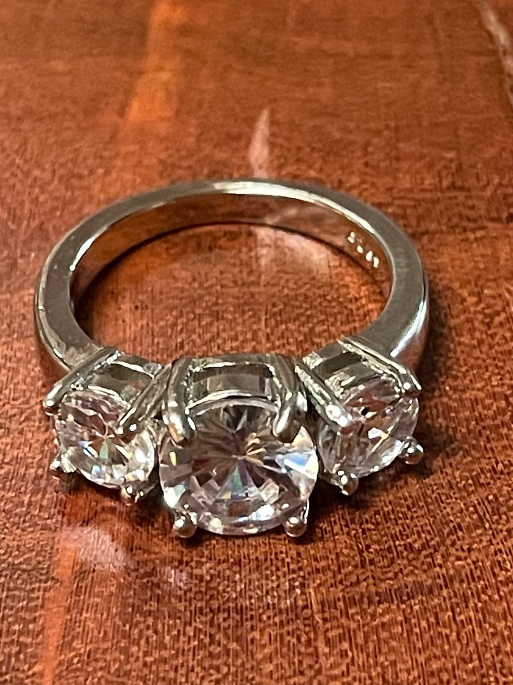 Elegant 925 Sterling Silver Three-Stone Clear CZ Ring - Timeless Sparkle
